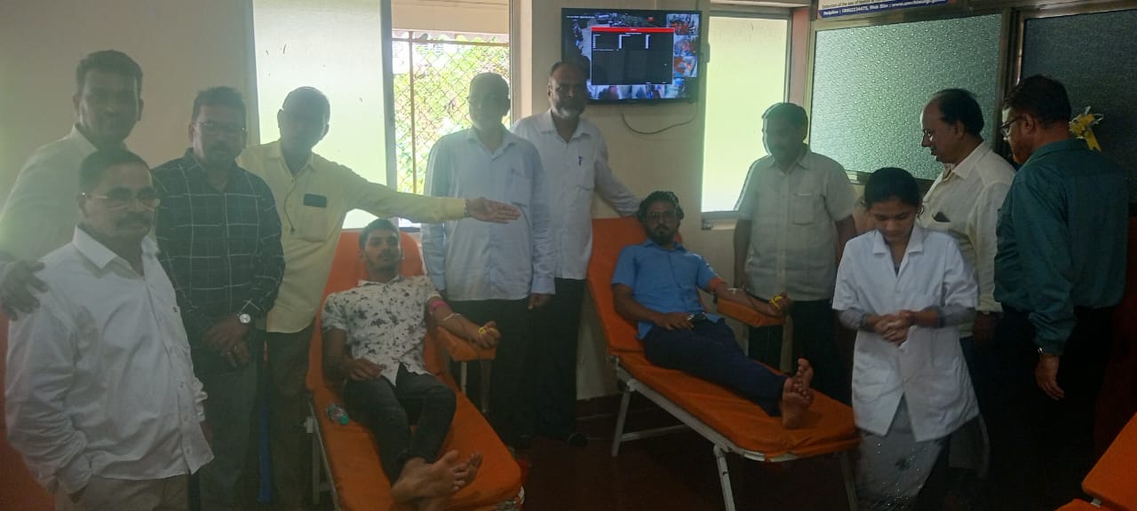 Principal Staff And Trainees Donated Blood On Dr. Sanaullaha Gharatkar Sahab's Birth Day 23.08.2023 Organized By Sanjeevni Trust Murud Janjira